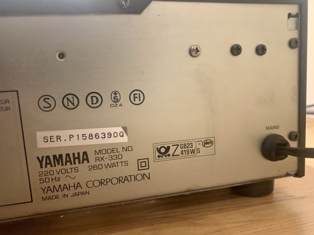 Yamaha stereo receiver RX-330