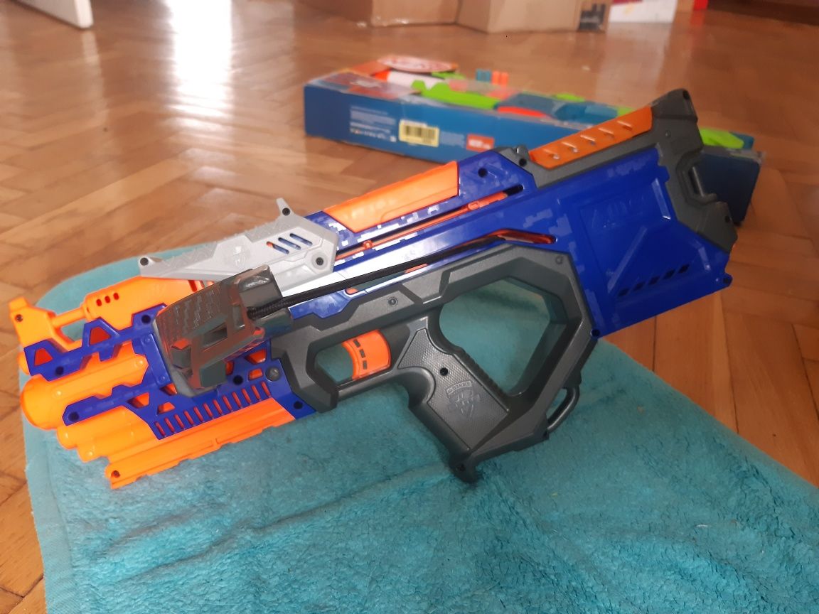 Nerf Elite Crossbolt kusza