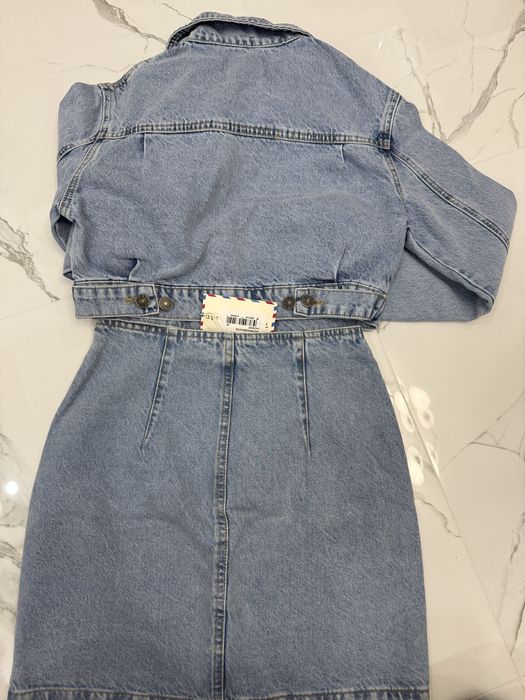 Джинсовий костюм