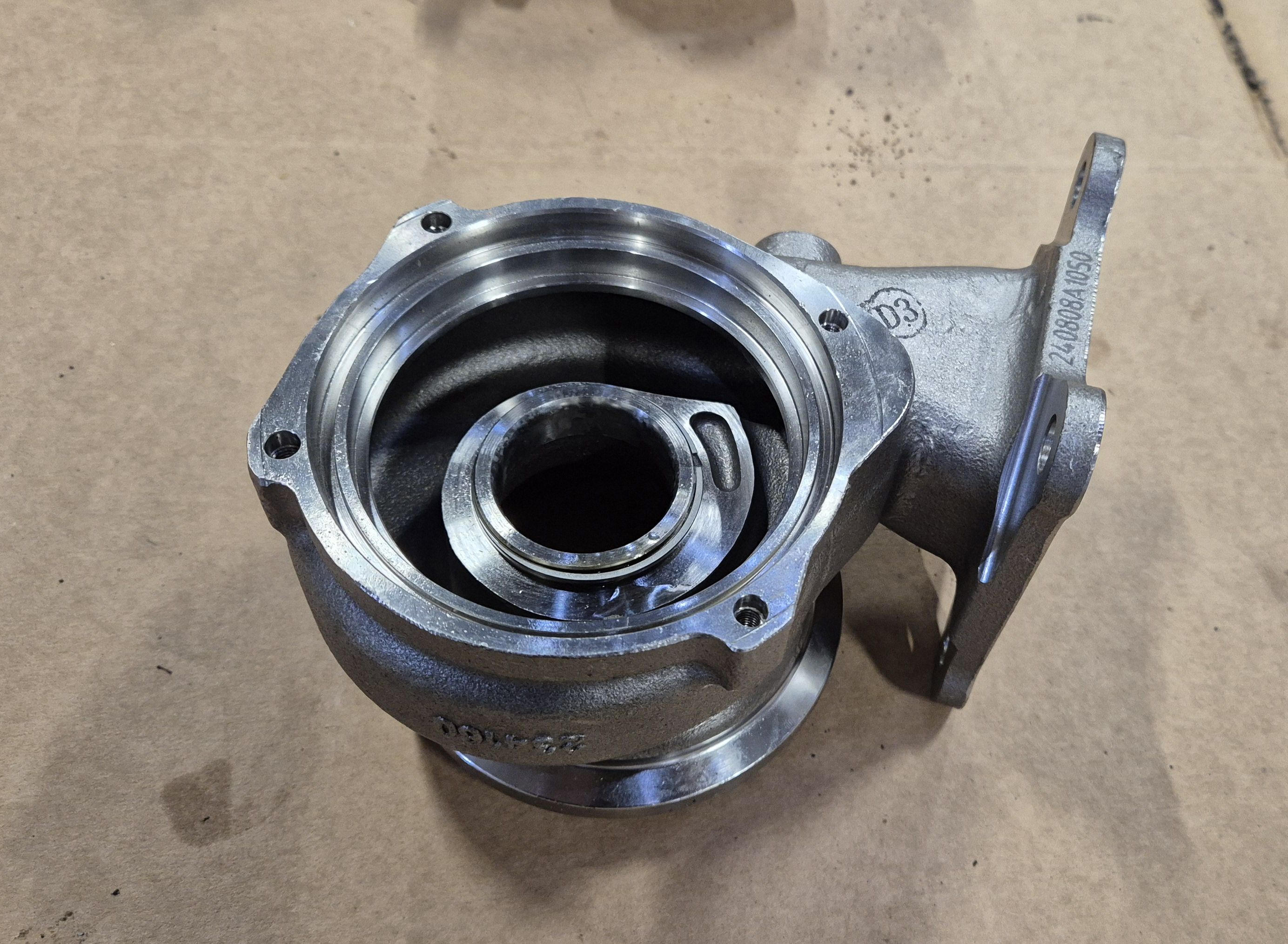 Korpus turbosprężarki IHI IS20 / IS38 nr 234160 VW Audi Skoda 2.0 TSI