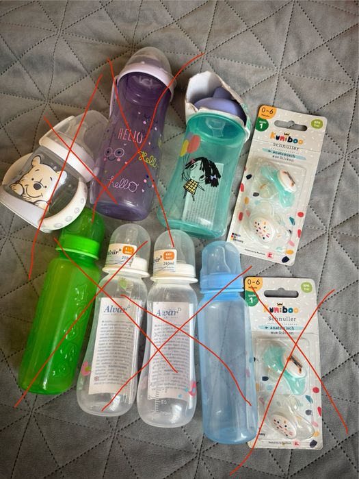 Віддам даром пляшечки та соски