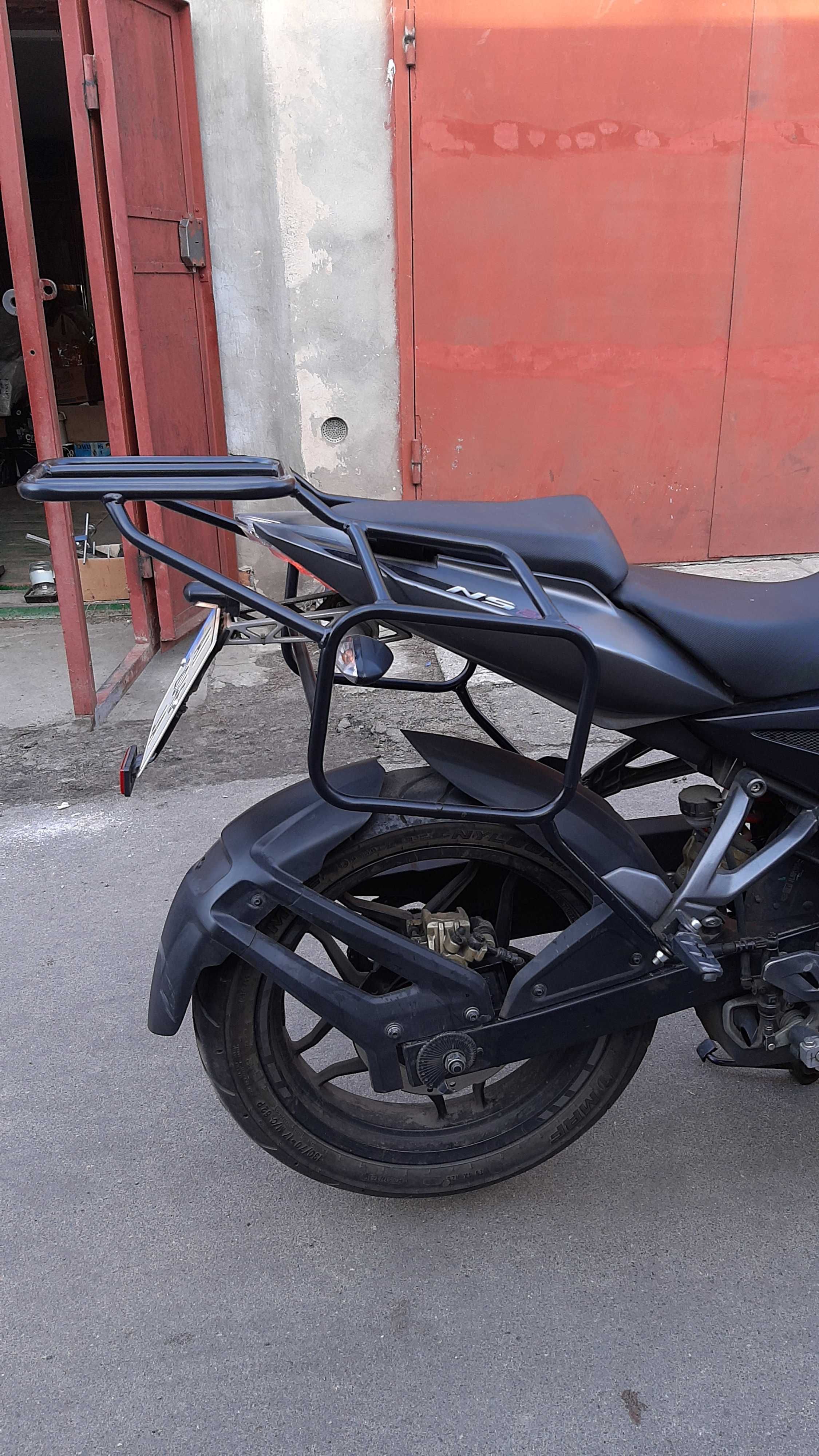 багажник  мотоцикла BAJAJ PULSAR NS 200