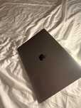 Macbook pro cinzento