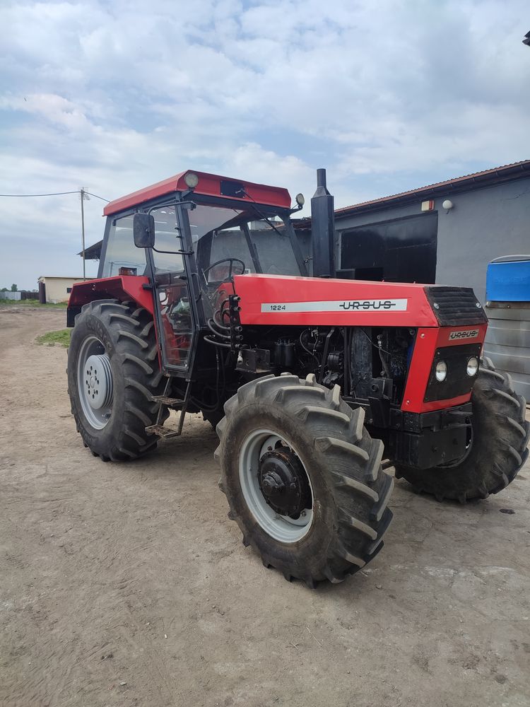 Ursus 1224 Turbo z ładowaczem po generalnym remoncie
