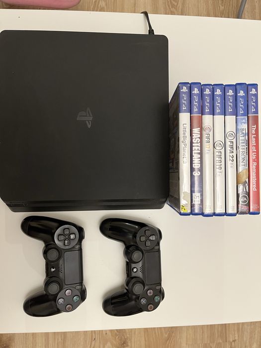 Konsola PlayStation 4 1TB + 2 oryginalne pady + zestaw gier