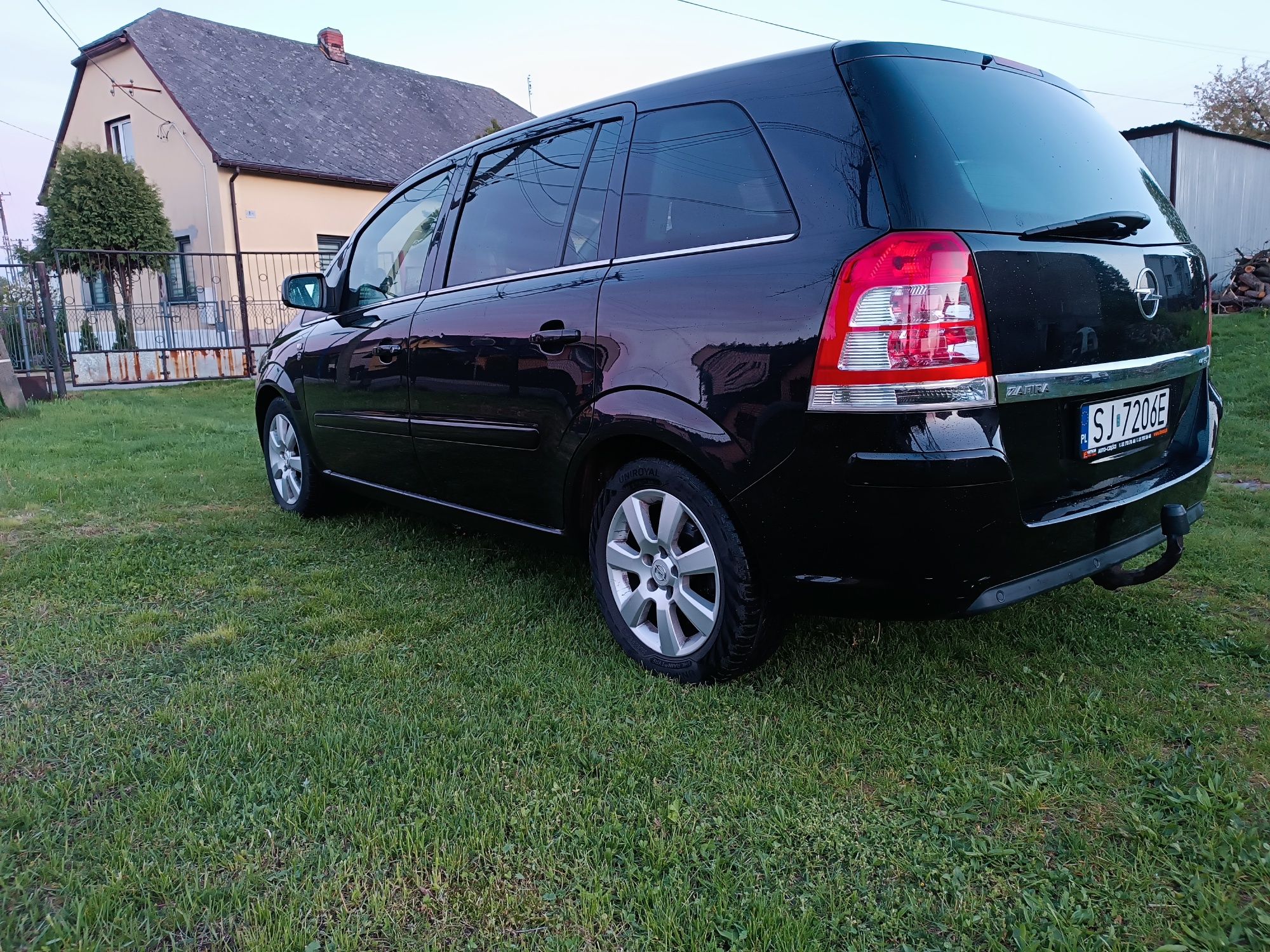 Opel Zafira B 7 osobowy