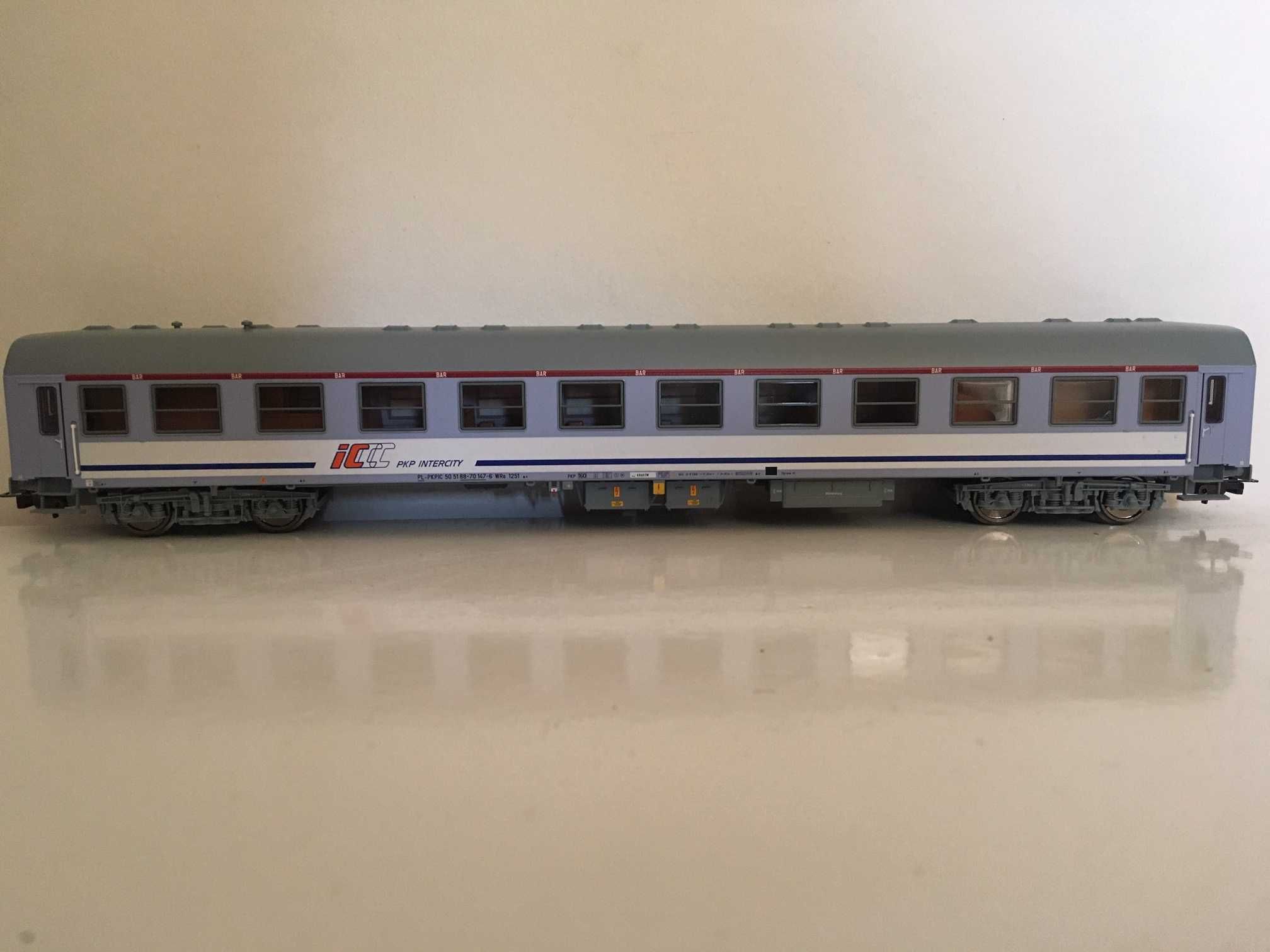 Wagon restauracyjny Piko 97607 H0 PKP
