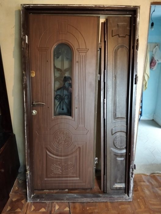 Двері вхідні б/у 1950x110