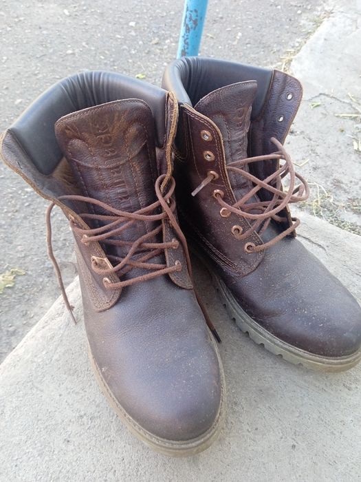 Продам кожані берці