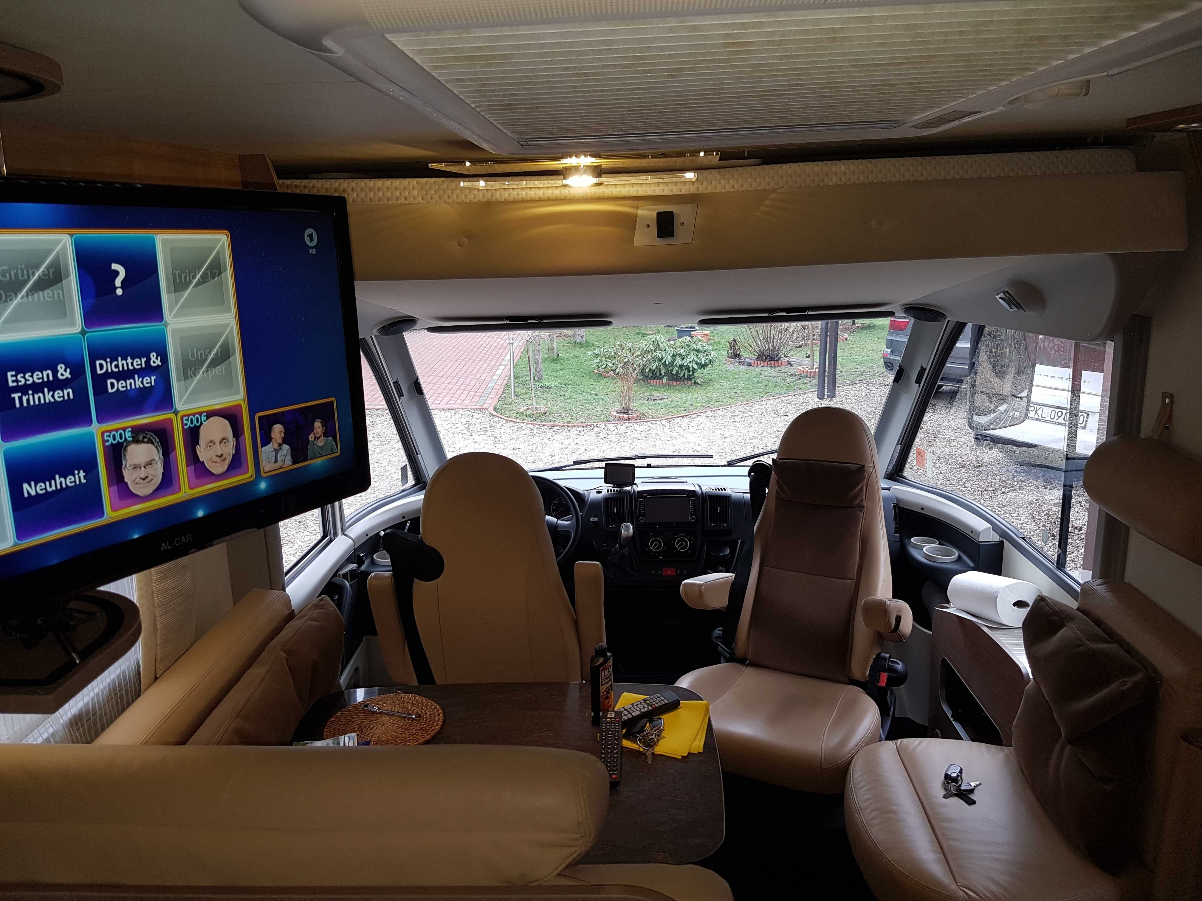 kamper integra burstner aviano