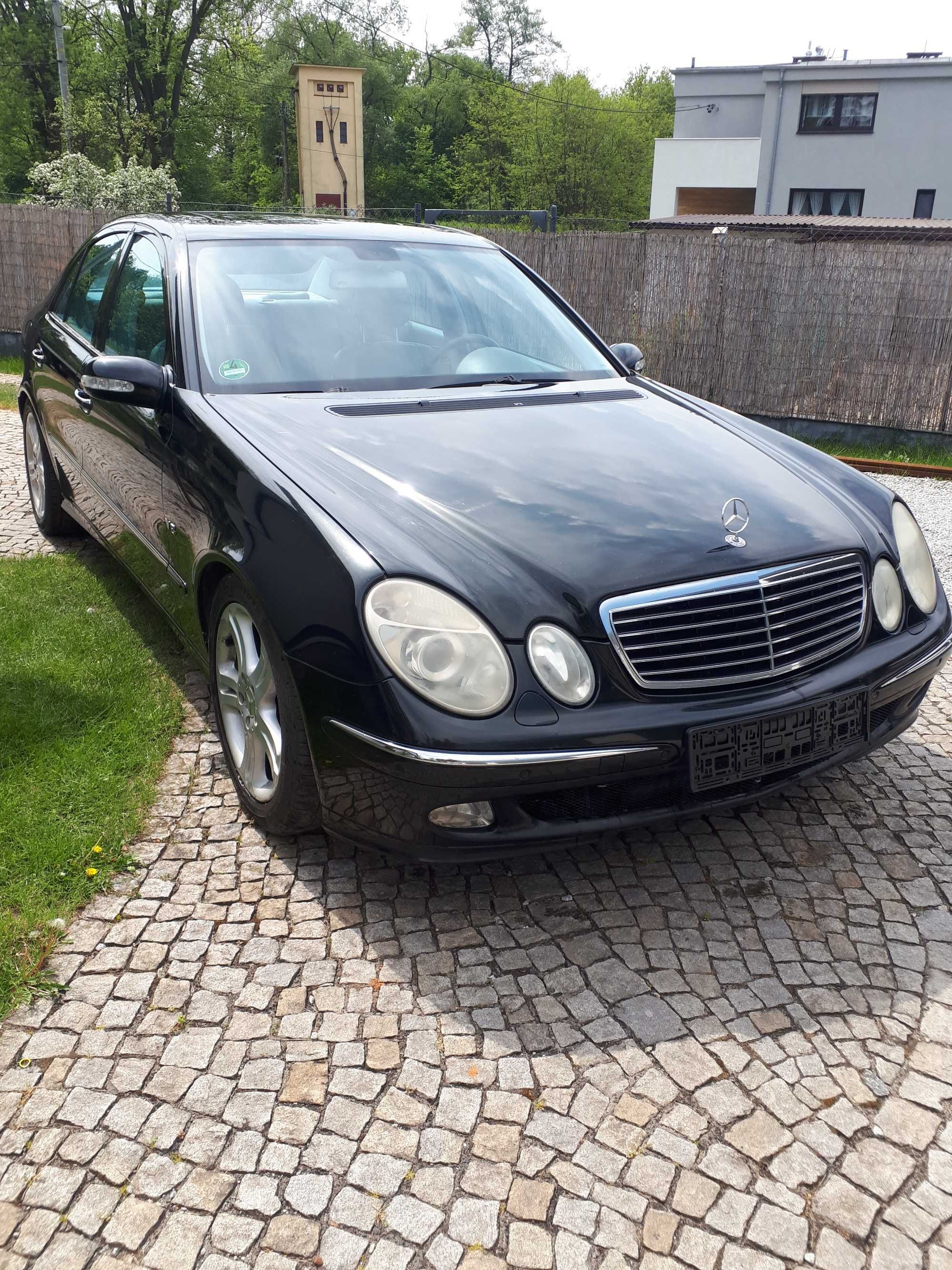 Mercedes-Benz E 500 avantgarde lakier 185U bezwypadkowy