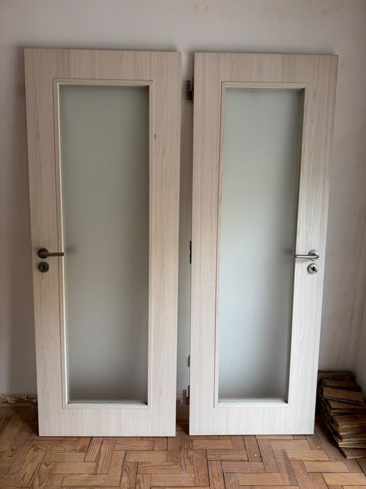 3 Portas de Quarto / Sala