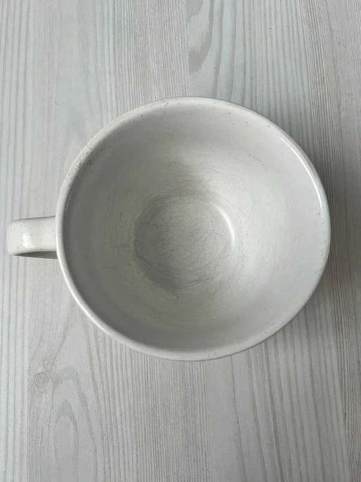 Biały duży kubek ze złotymi listkami Smukee 500 ml