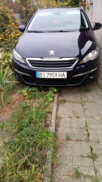 Пежо 308 2015 року