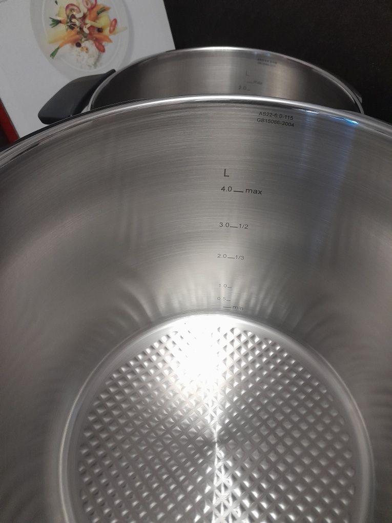 Szybkowar Vitavit premium Fissler