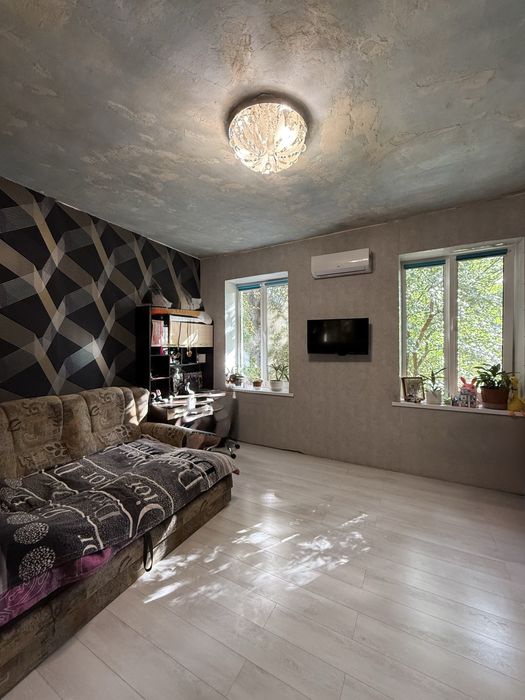 Продам 2к кв на Мазепы,  камянская, ивасюка, петровского