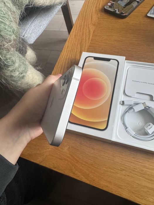 Iphone 12 64gb neverlok один власник