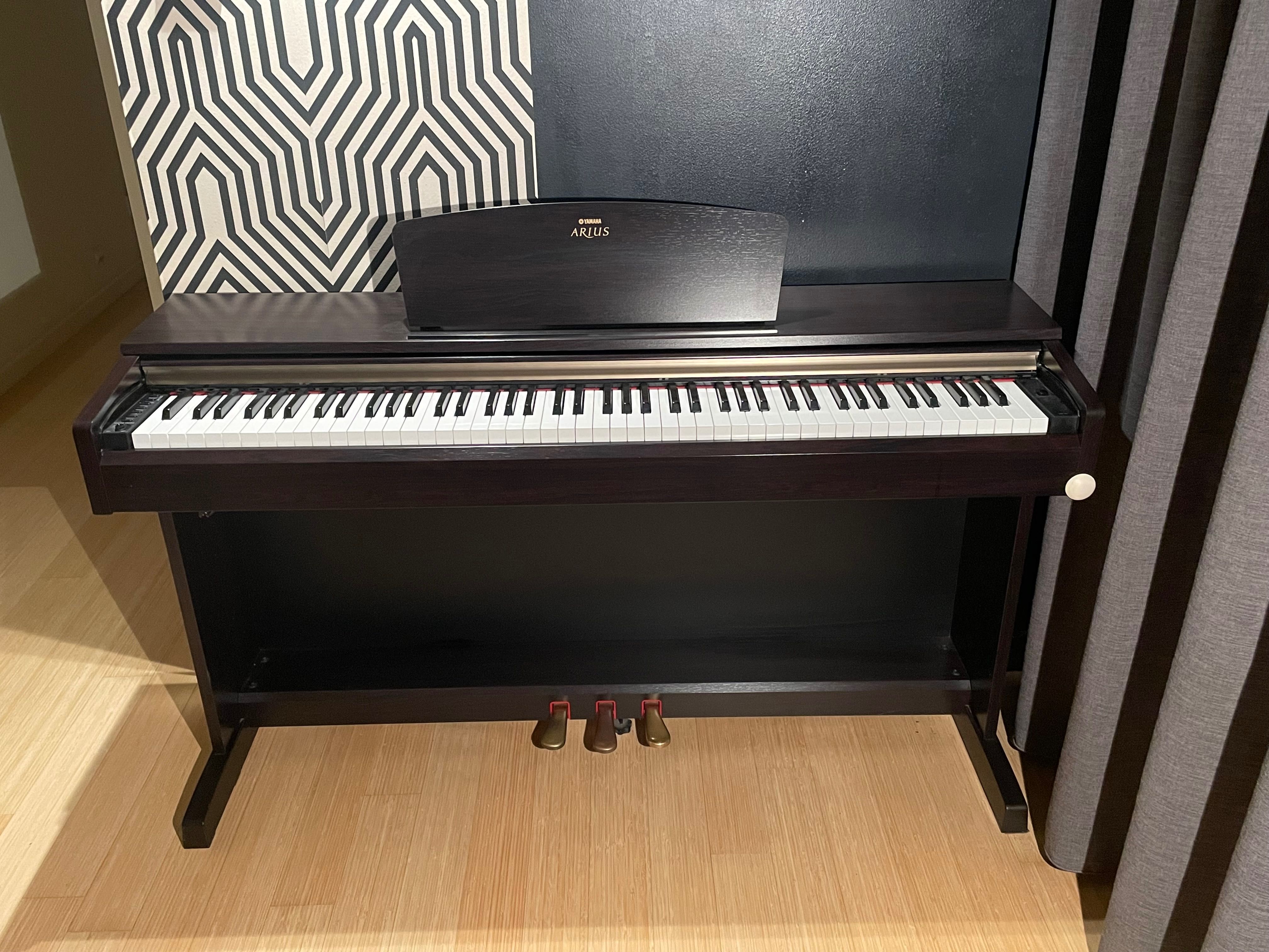 Pianino cyfrowe Yamaha YDP 161