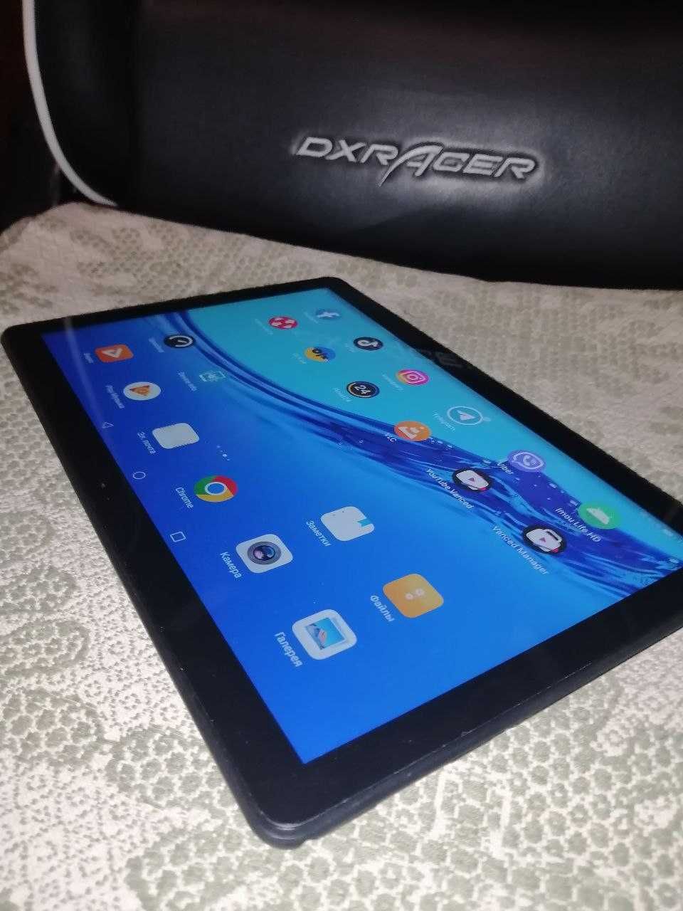Huawei Mediapad T5 3/32 Wi-Fi + чехол
