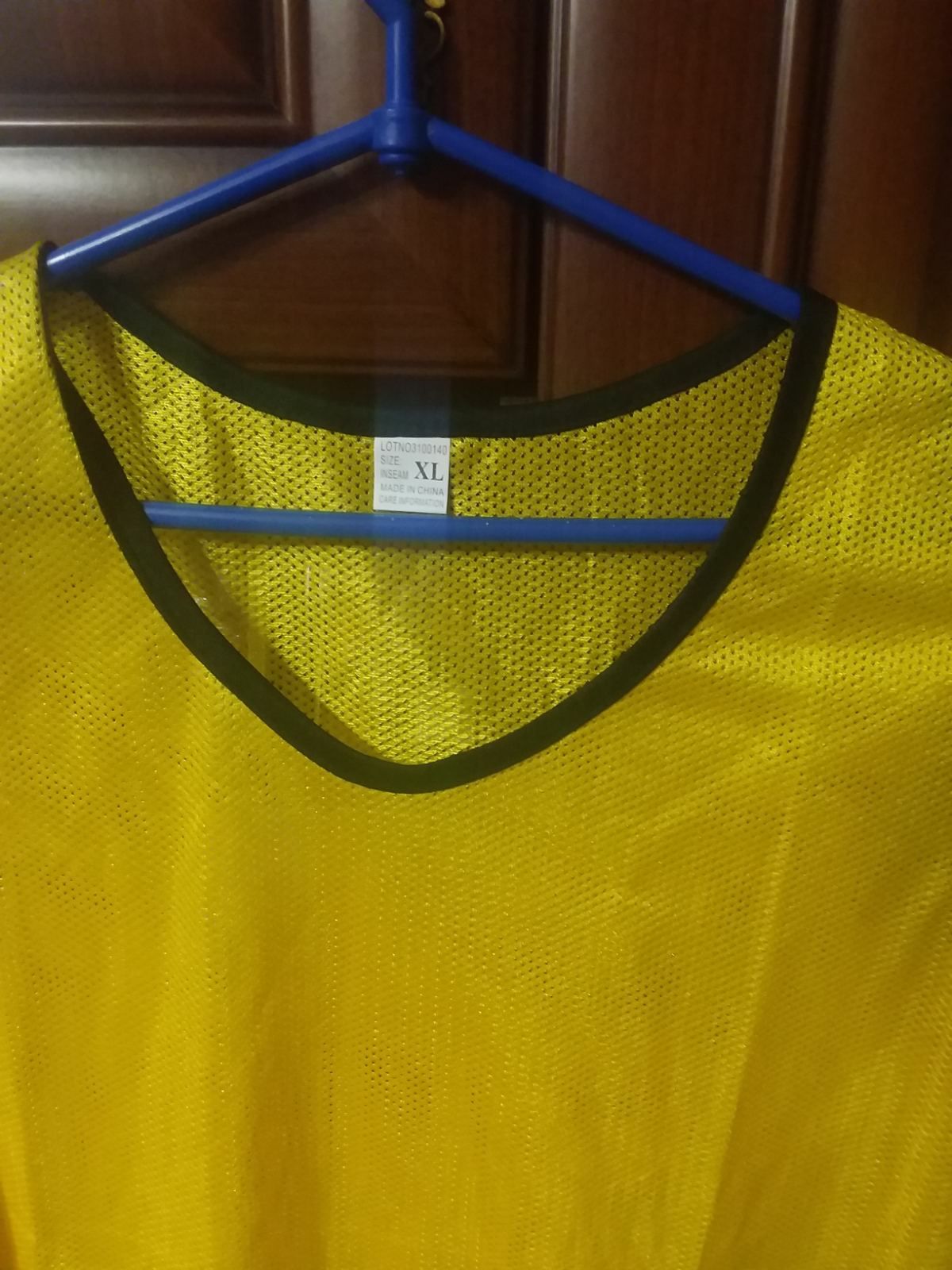 Продам Манишки Жовті (XL) 8шт.