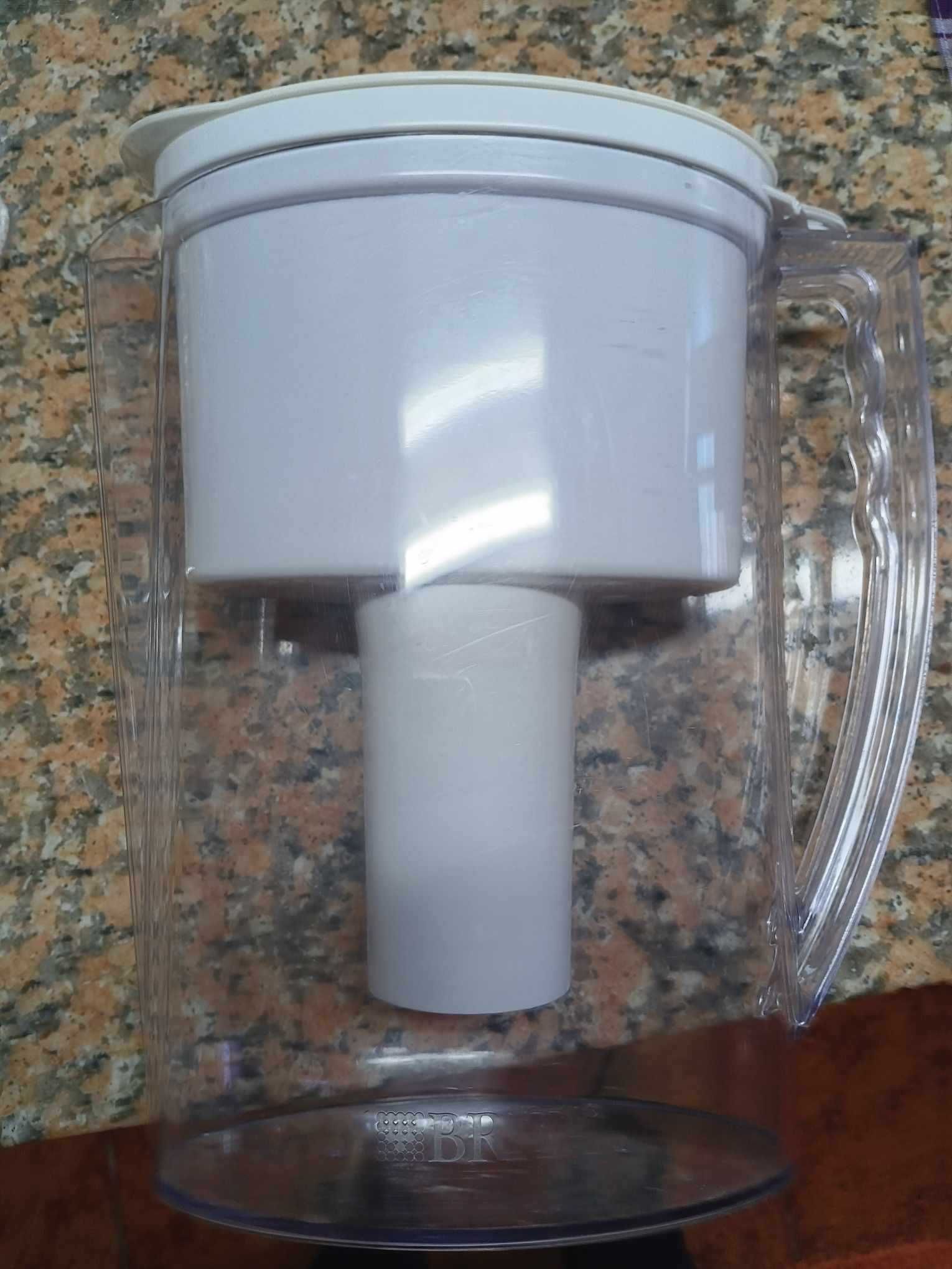 Jarra de filtrar água