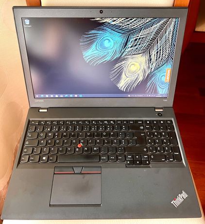 Lenovo ThinkPad T560 15.6"/i5-6200/8Gb ram/Ssd 256Gb/2 Baterias 5-6H