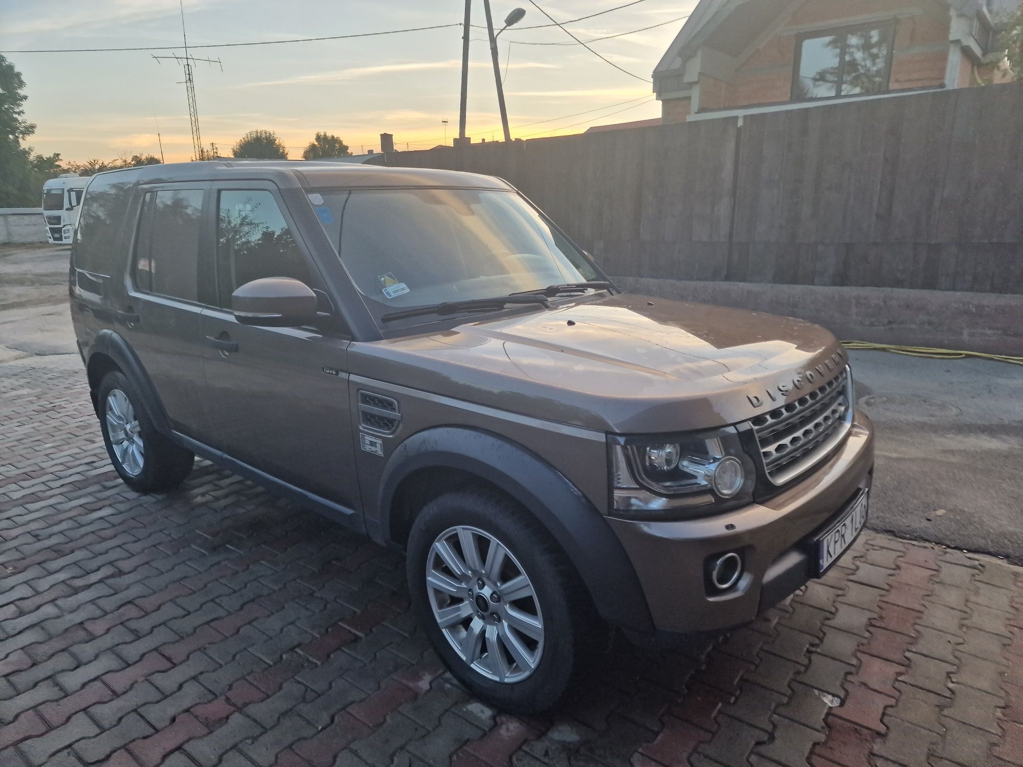 Land Rover Discovery IV