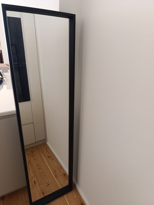 Espelho preto  Nissedal ikea