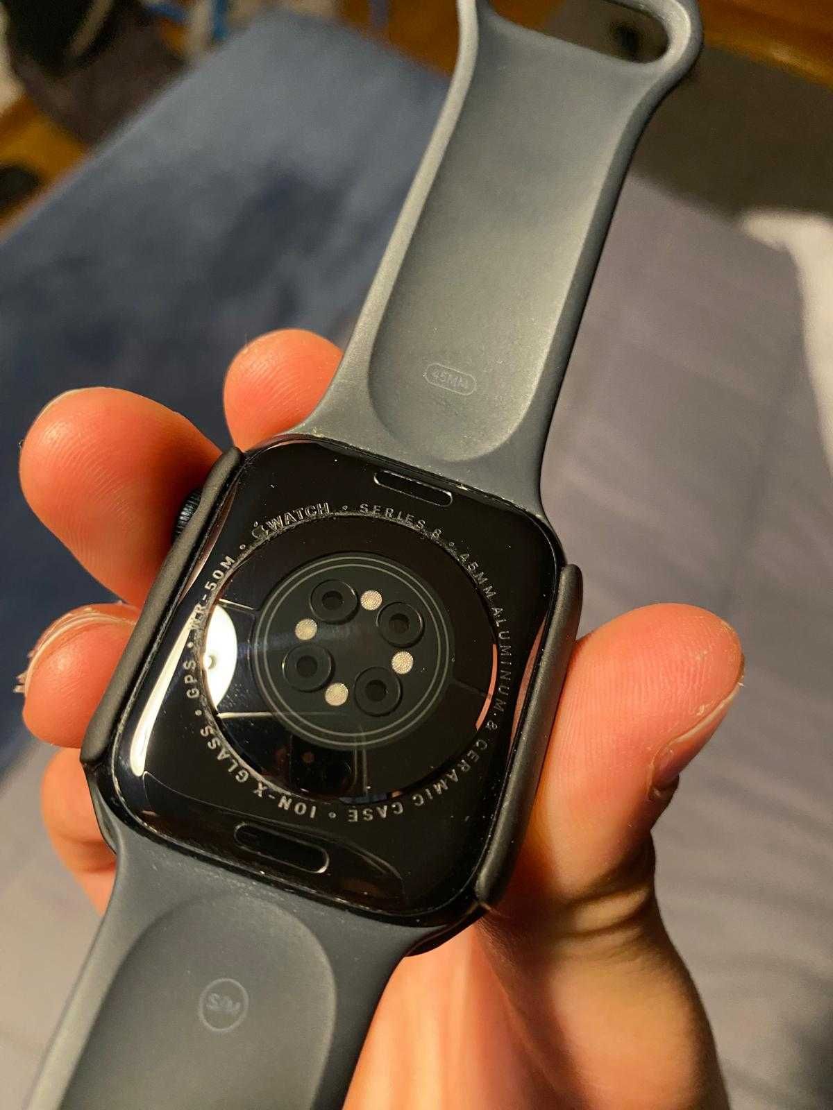 Apple Watch Series 8 45mm com caixa