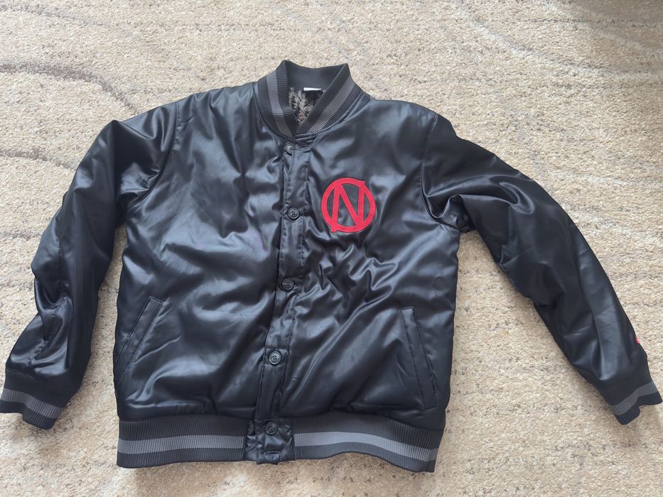 Nike varsity bomber bomberka destroyer kurtka zimowa rozmiar L