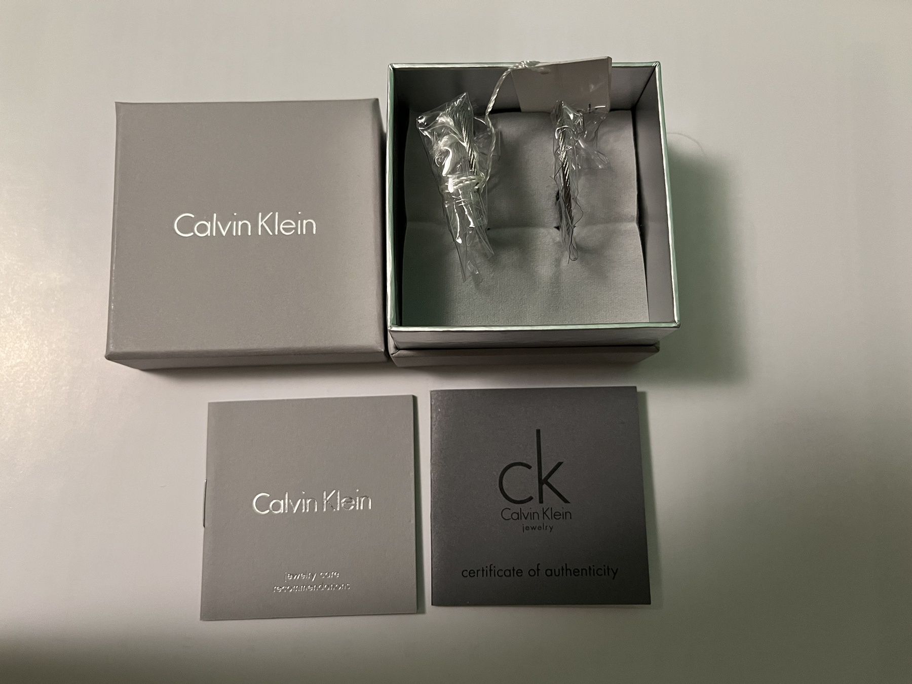 Сережки, серьги CALVIN KLEIN. Оригинал