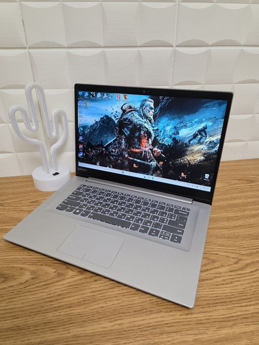 Мощный Игровой Lenovo / Core i7 gen8 / 16 ГБ / SSD+HDD / GeForce 940MX