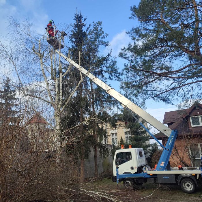 Usługi/wynajem [Do 26 metrów] zwyżka podnośnik koszowy z operatorem :D