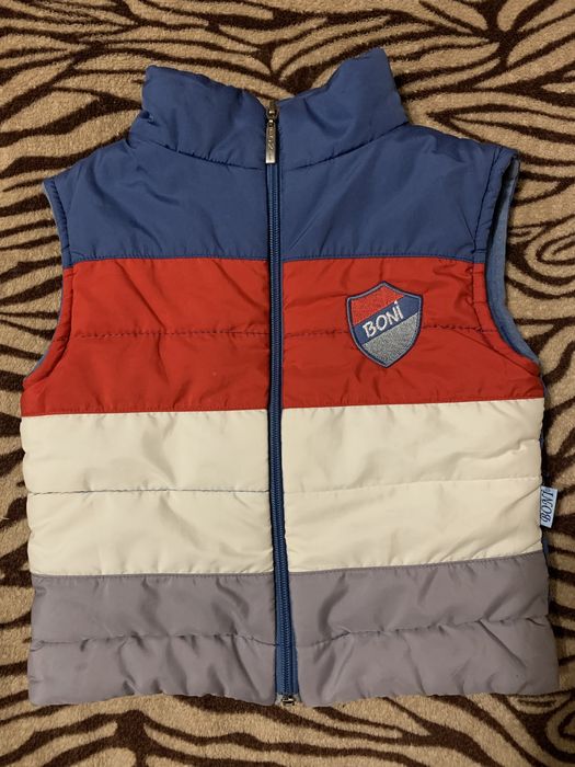 Продам жилетку Boni 104 розміру