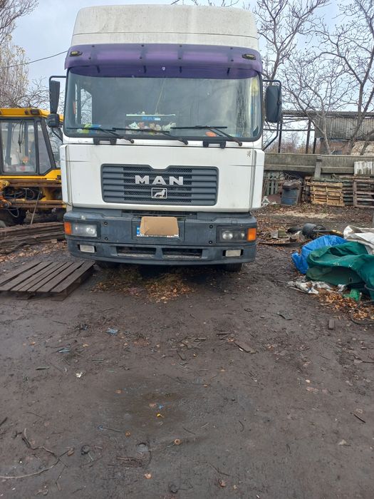 Продам MAN 23.414 Спеціалізований вантажний автомобіль цистерна