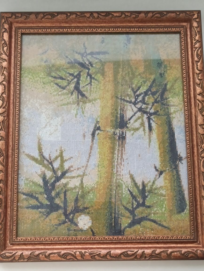 Картина вышивка бамбук зелёных тонах  35х28,5 см