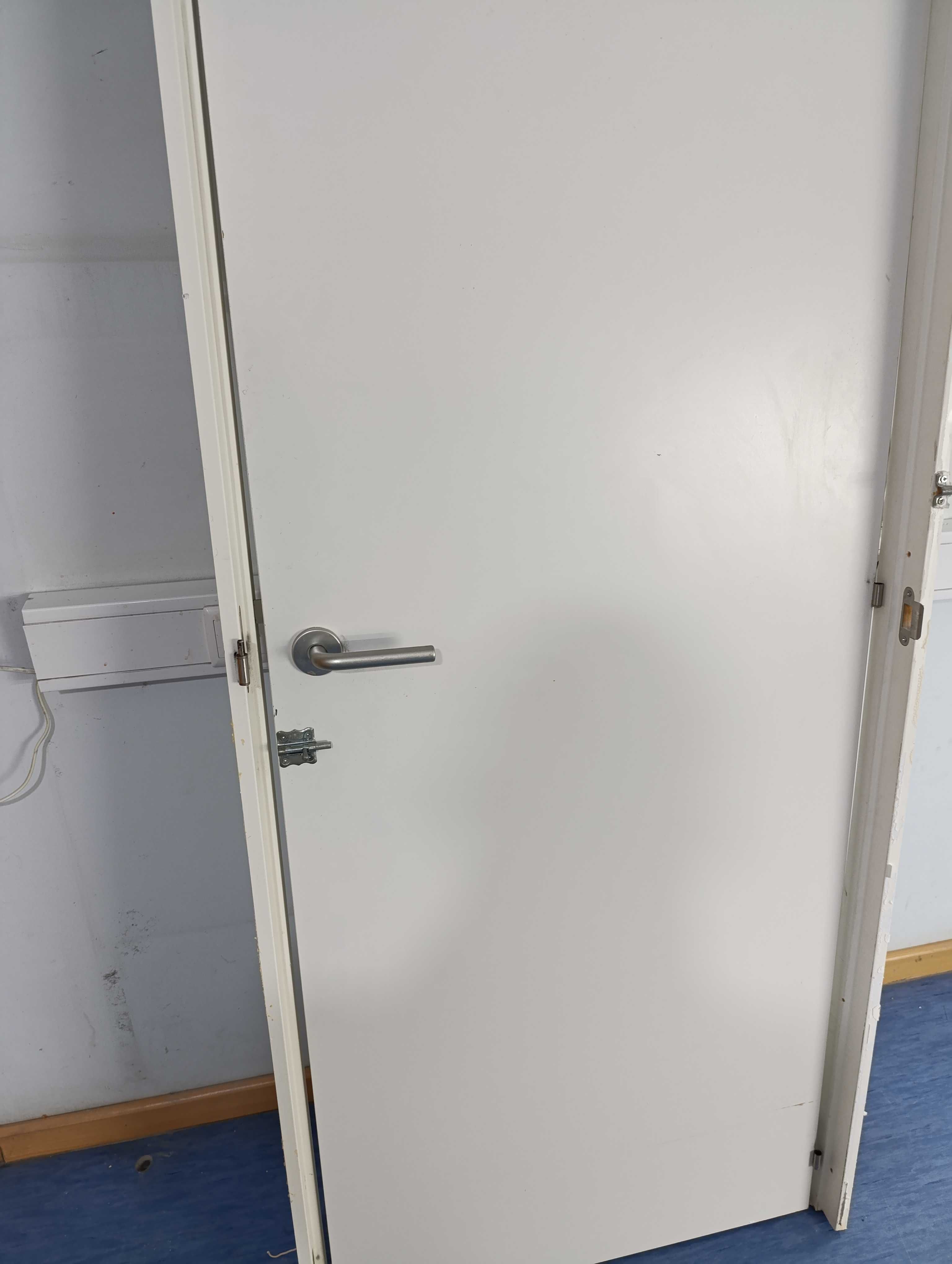 porta com fechadura