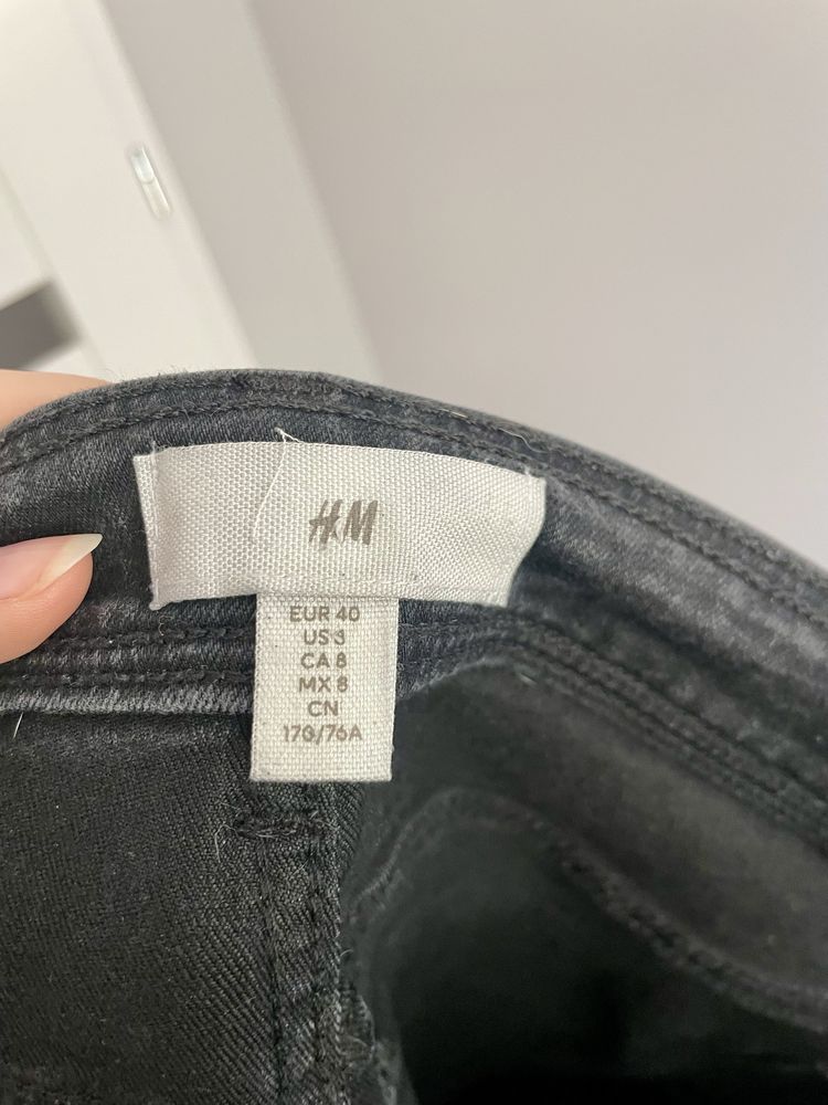 Czarne spodnie H&M