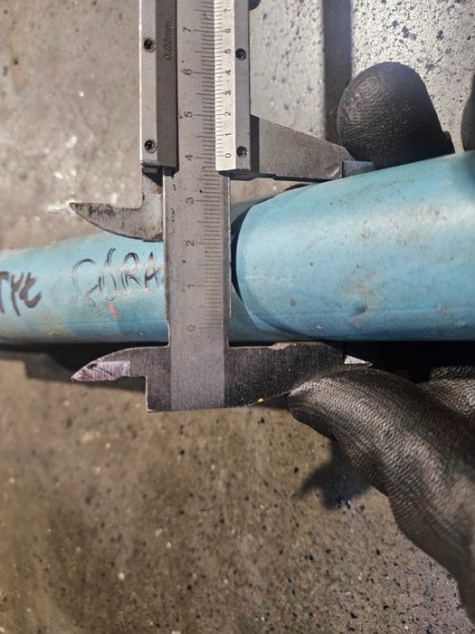 Siłownik Siłowniki Przyczepa Mengele Garant LW 535 Tłok Cylinder Tył