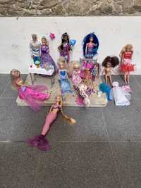 Bonecas barbie  com acessorios