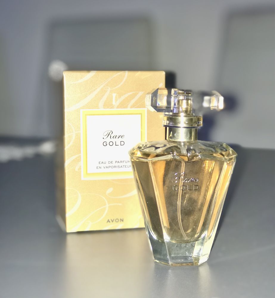 Perfum Rare Gold Avon