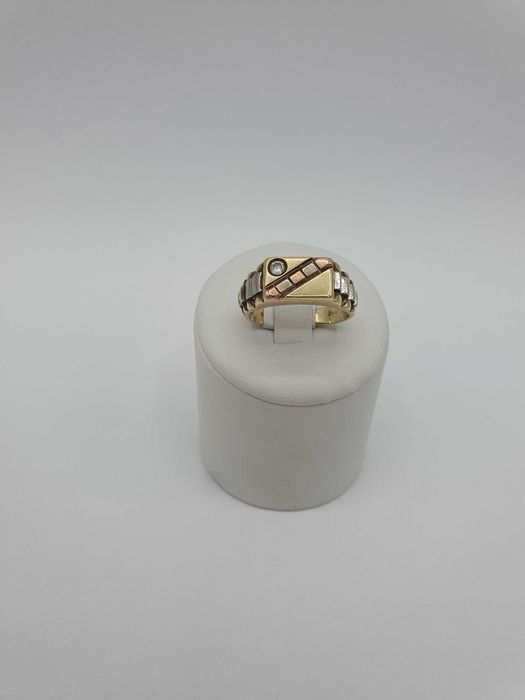 Złoty pierścionek z cyrkonią P: 585 / G: 5,92