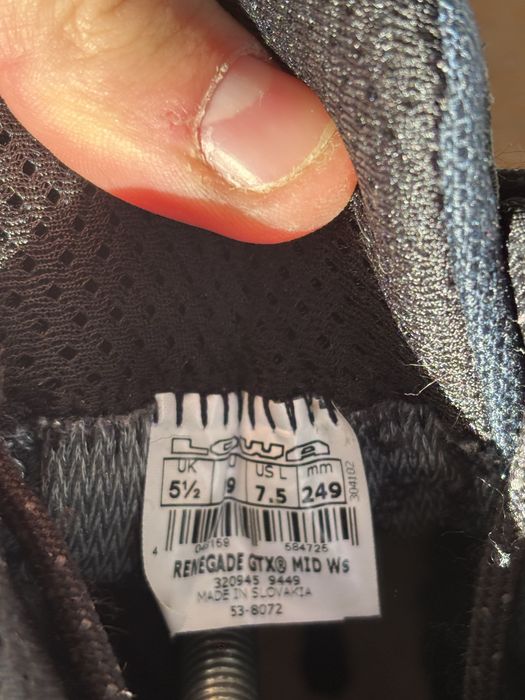 Ботинки Lowa Gore-Tex 39