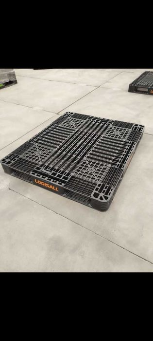 Palety plastikowe 130x110 skrzynki rozsączające