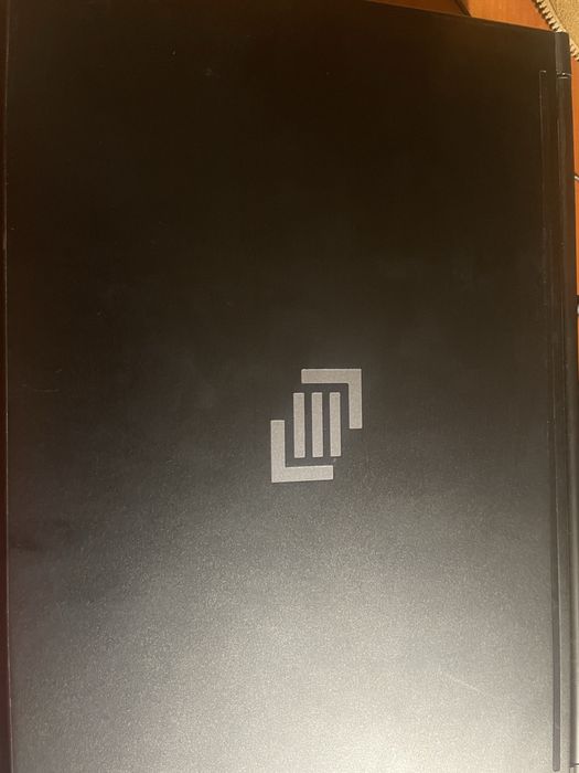 Maingear / i7-10750H / RTX 2060 / 32GB / 1TB+256GB SSD