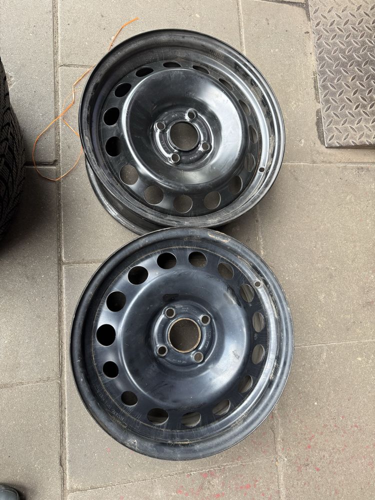 Opony duzy bieznik zimowe 225/55/R16 felgi 4x108 koła czujniki Ford