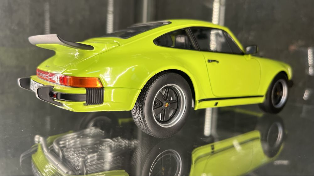 Porsche 911, 930 Turbo 3.0 - Norev 1/18