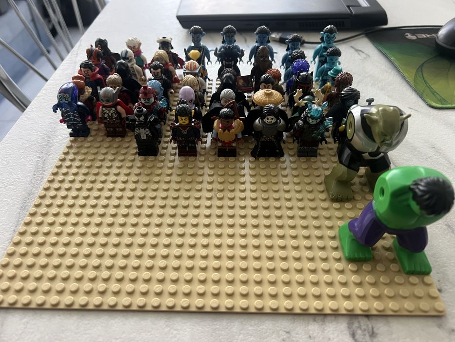 Lego фігурки розпродаж