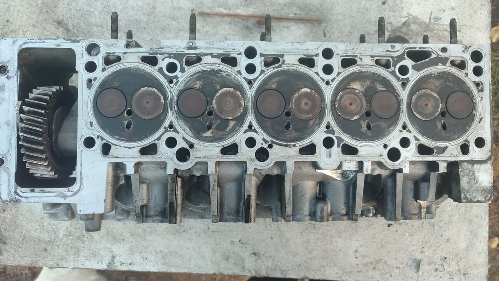 Głowica 2.5 TDI AXD