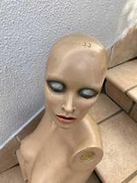 Busto de manequim feminino (gesso)